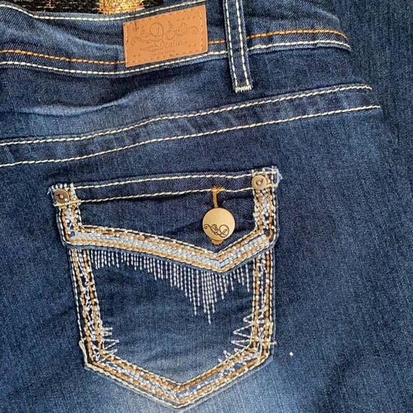 Embellished Pocket Dark Wash Distressed Denim Jeans women 18 - Picture 10 of 13